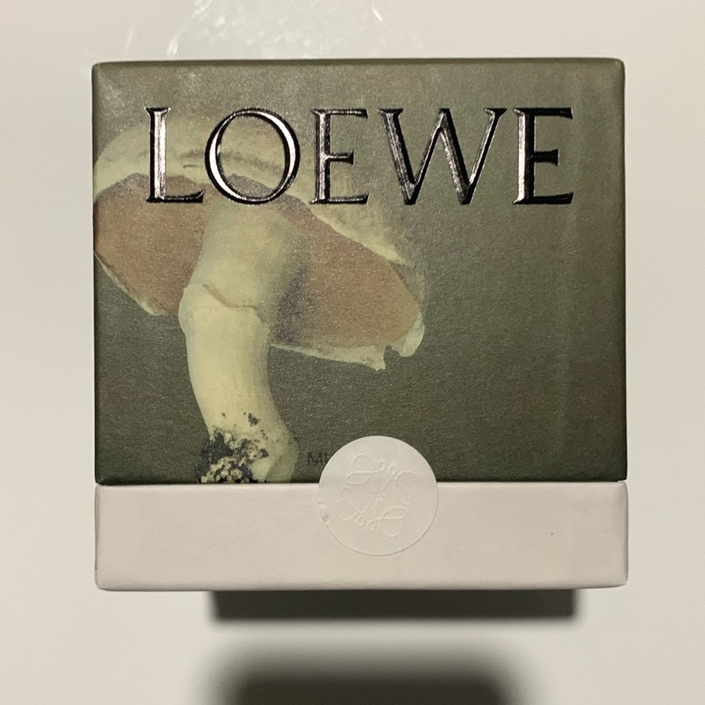 Loewe Mushroom scented candle. Net weight 5.8 oz.